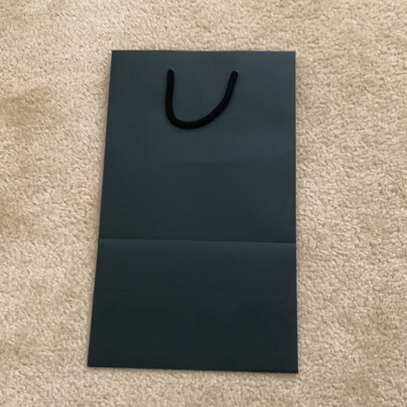 Gucci tall shopping bag - Picture 2 of 2